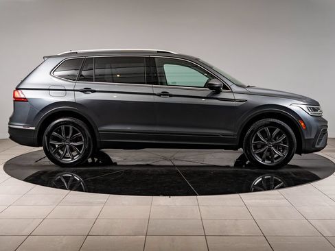 Used 2023 Volkswagen Tiguan SE FWD image 11