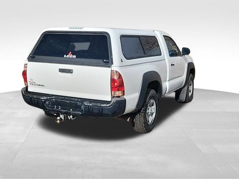 Used 2014 Toyota Tacoma Base image 5