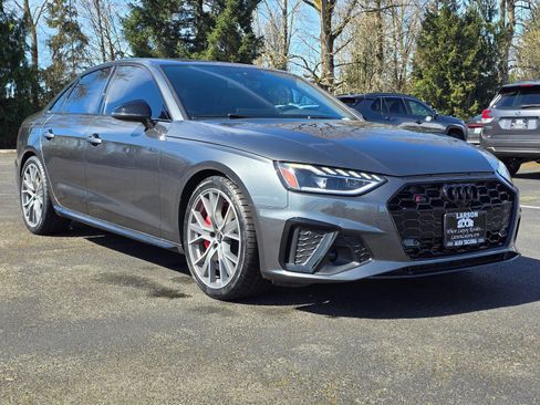 Used 2023 Audi S4 Premium Plus w/ Premium Plus Package AWD/4WD image 7