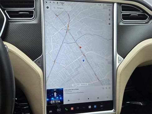 Used 2017 Tesla Model S 75D image 18