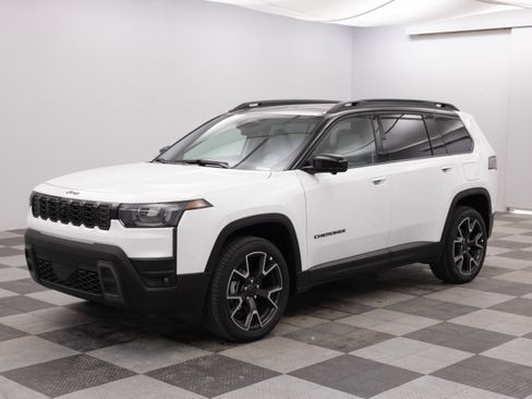 New 2026 Jeep Cherokee Overland w/ Advanced Pro Tech Group AWD/4WD image 7