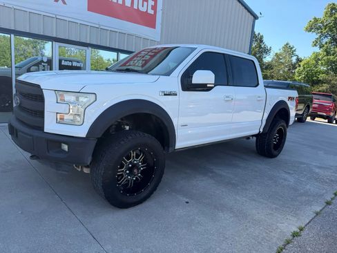 Used 2015 Ford F150 Lariat w/ Equipment Group 502A Luxury AWD/4WD image 44