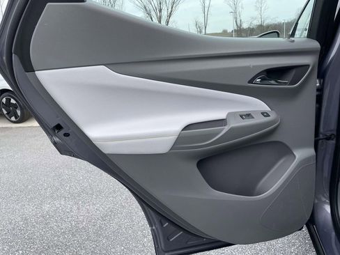 Used 2023 Chevrolet Bolt EUV Premier w/ Super Cruise Package image 2