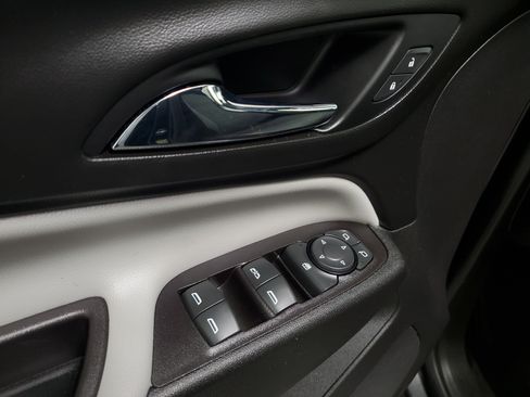Used 2022 Chevrolet Equinox LT FWD image 21