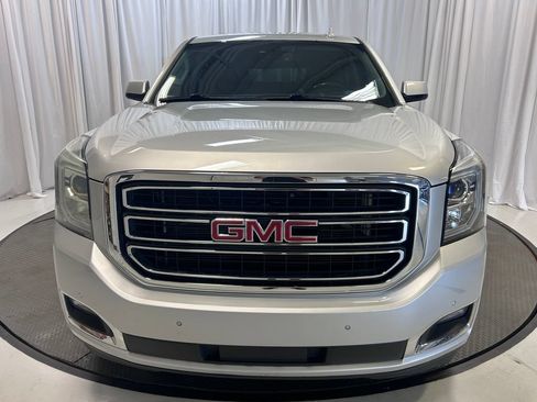 Used 2016 GMC Yukon XL SLT w/ Open Road Package AWD/4WD image 26
