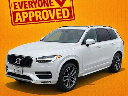 Used 2018 Volvo XC90 T6 Momentum w/ Convenience Package