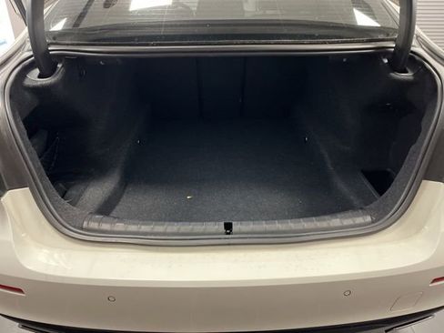 Used 2021 BMW 540i 540i 4D Sedan w/ Convenience Package image 17