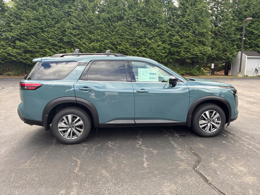 New 2026 Nissan Pathfinder SL AWD/4WD image 8