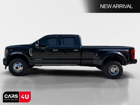 Used 2019 Ford F350 Limited AWD/4WD image 4