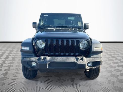 Certified 2022 Jeep Wrangler Unlimited Sport AWD/4WD image 2
