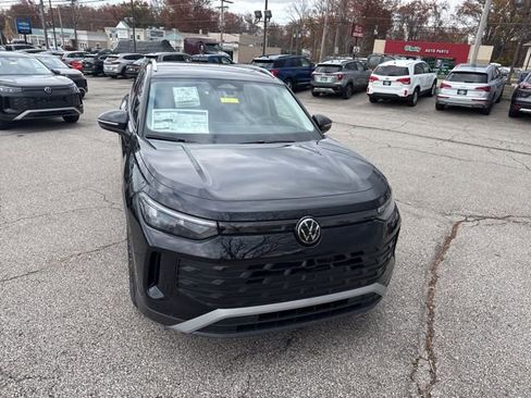 New 2026 Volkswagen Tiguan S image 6