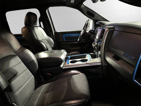 Used 2018 RAM 1500 Sport w/ Hydro Blue Sport Package image 12