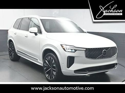 New 2026 Volvo XC90 T8 Plus w/ Protection Package Premier AWD/4WD image 1