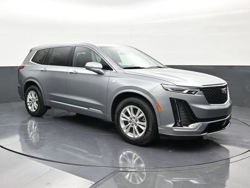 Certified 2023 Cadillac XT6 Luxury FWD image 7