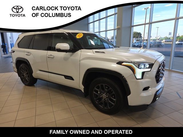 Used 2023 Toyota Sequoia Platinum AWD/4WD image 6