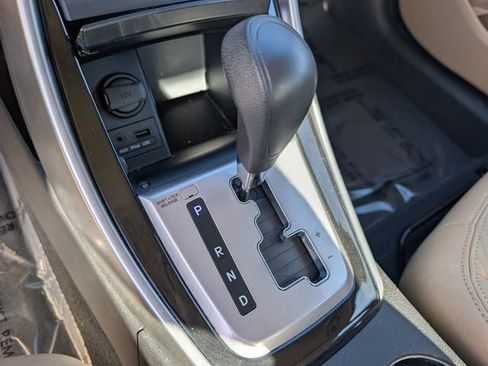 Used 2013 Hyundai Elantra GLS w/ Preferred Pkg image 23