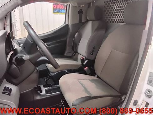 Used 2017 Nissan NV200 SV w/ Technology Package image 11