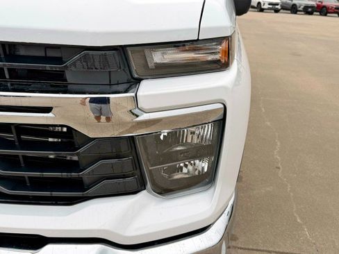 New 2026 Chevrolet Silverado 2500 LT image 9