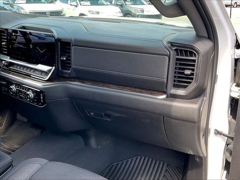 Used 2025 GMC Sierra 1500 Elevation AWD/4WD image 12