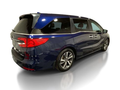Used 2023 Honda Odyssey Touring image 4