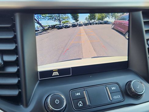 Used 2021 GMC Acadia SLT AWD/4WD image 26