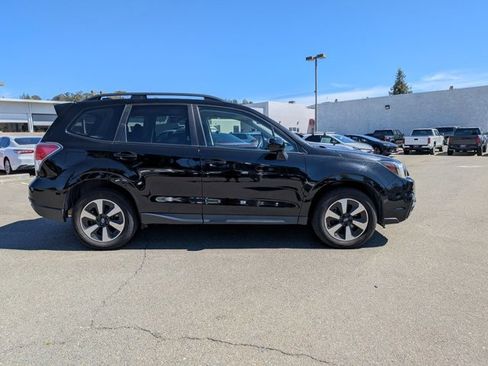 Used 2017 Subaru Forester 2.5i Premium w/ Popular Package #2A image 4