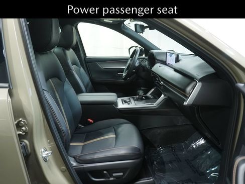 Certified 2025 MAZDA CX-70 3.3 Turbo w/ Premium Plus Pkg AWD/4WD image 18