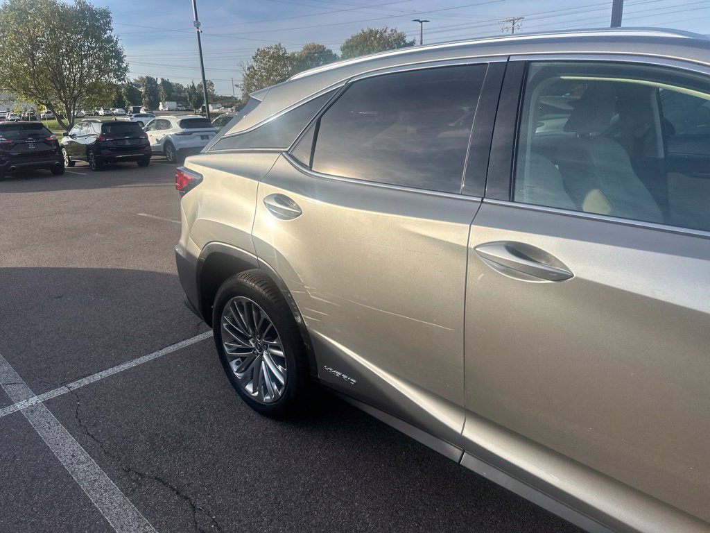 Used 2020 Lexus RX 450h AWD w/ Luxury Package image 17