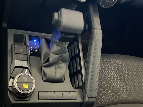 New 2026 Toyota 4Runner SR5 AWD/4WD image 20