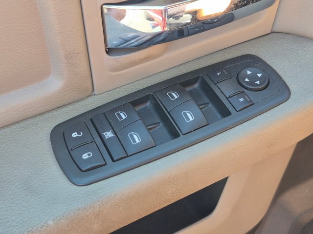 Used 2011 RAM 1500 Classic SLT w/ Remote Start & Security Group AWD/4WD image 11