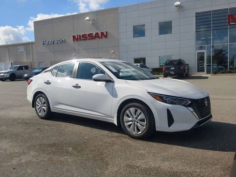 New 2025 Nissan Sentra S image 2