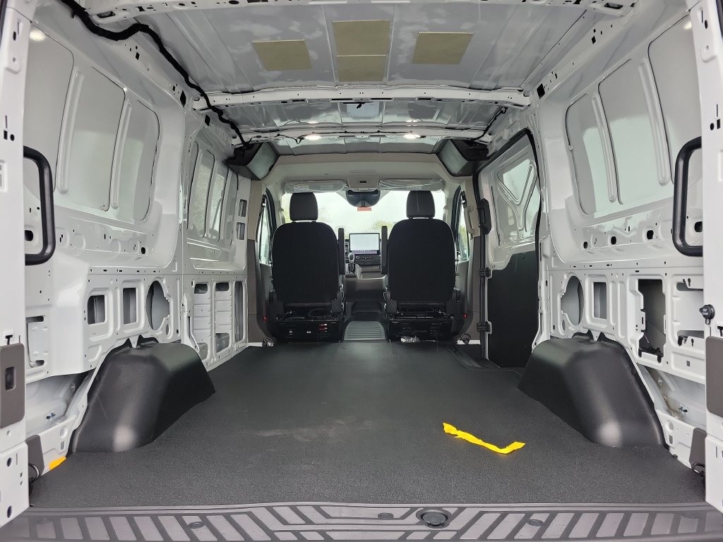 New 2027 Ford Transit 250 Low Roof RWD image 13