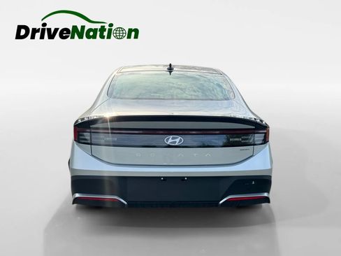Used 2026 Hyundai Sonata Blue FWD image 6