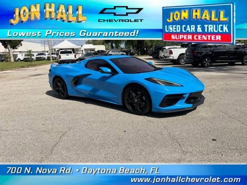 Used 2021 Chevrolet Corvette Stingray Convertible w/ Z51 Performance Package image 14