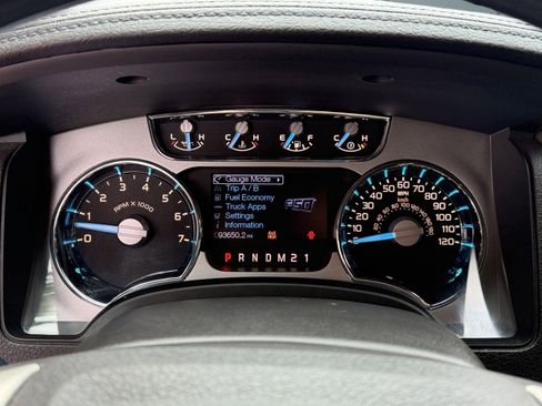 Used 2012 Ford F150 Platinum image 22