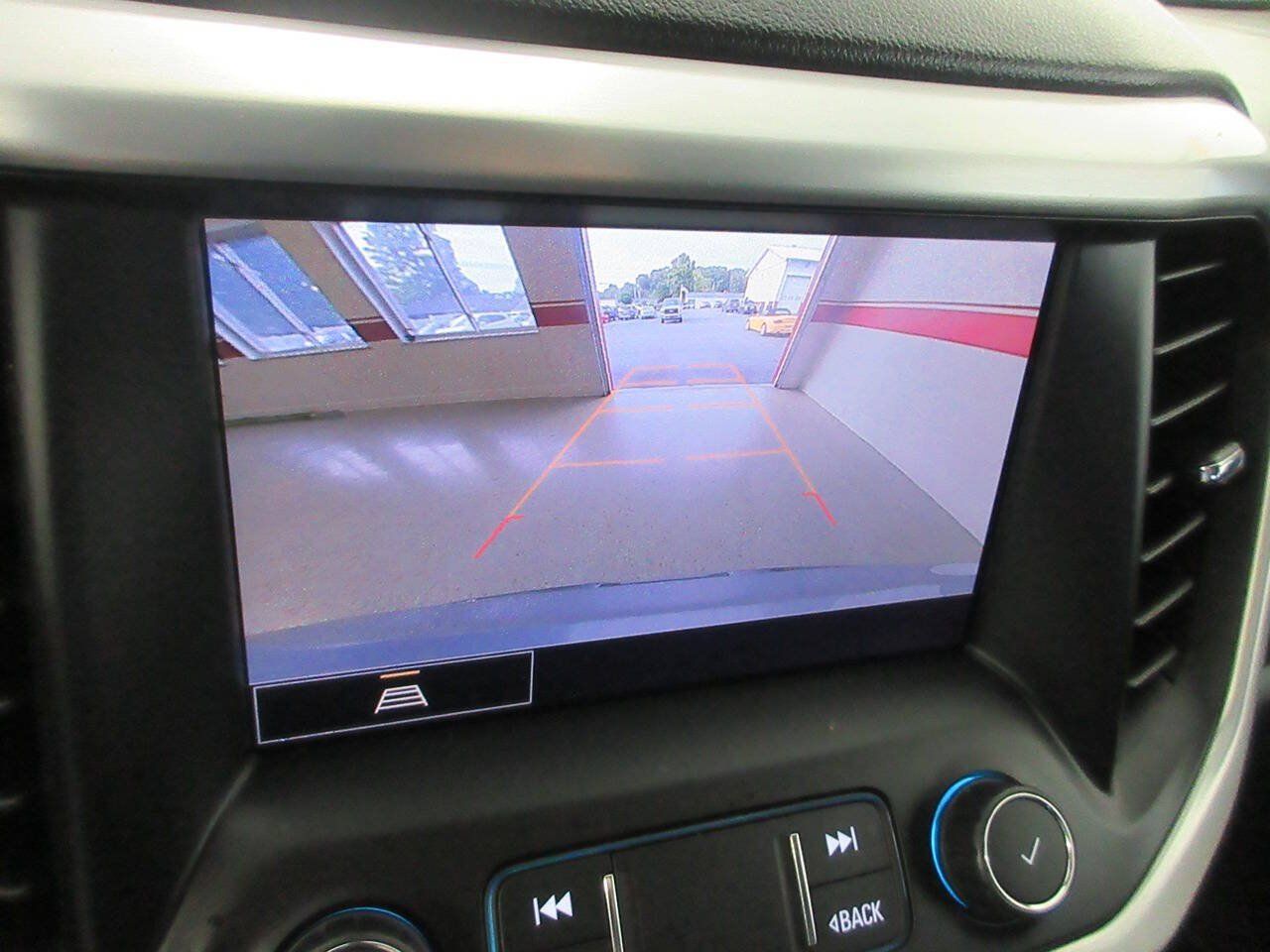 Used 2021 GMC Acadia SLT AWD/4WD image 34