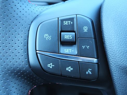 New 2026 Ford Escape ST-Line w/ Tech Pack #1 FWD image 25