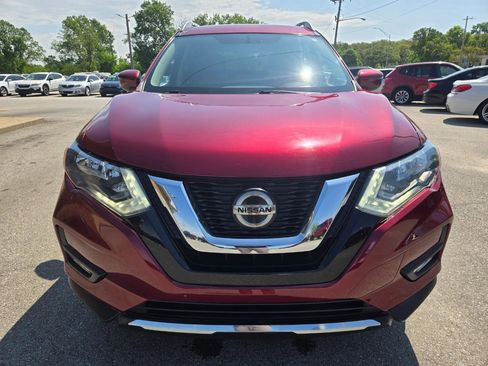 Used 2018 Nissan Rogue SV AWD/4WD image 2