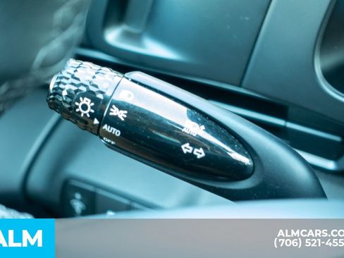 Used 2025 Hyundai Elantra Sport image 31