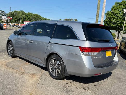 Used 2016 Honda Odyssey Touring Elite image 11