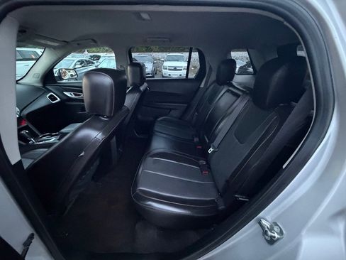 Used 2017 GMC Terrain SLT w/ Driver Alert Package I FWD image 10