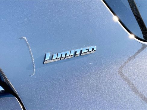 Used 2021 Toyota 4Runner Limited image 10