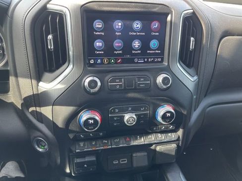 Used 2023 GMC Sierra 3500 Denali w/ Denali Black Diamond Edition image 11