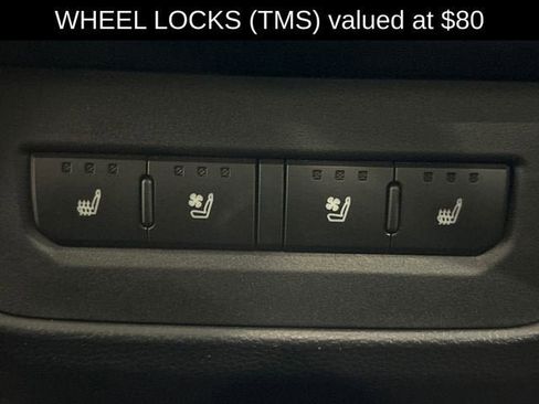 Used 2022 Toyota Tundra Capstone AWD/4WD image 8