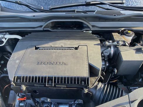 New 2026 Honda Pilot Sport image 26