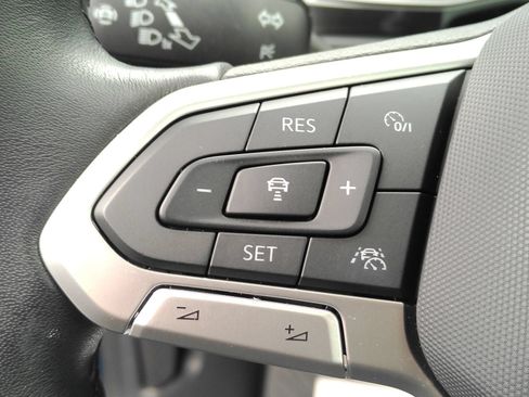 Used 2024 Volkswagen Jetta SEL FWD image 23