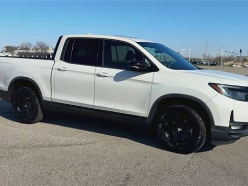 Used 2023 Honda Ridgeline Black Edition image 2