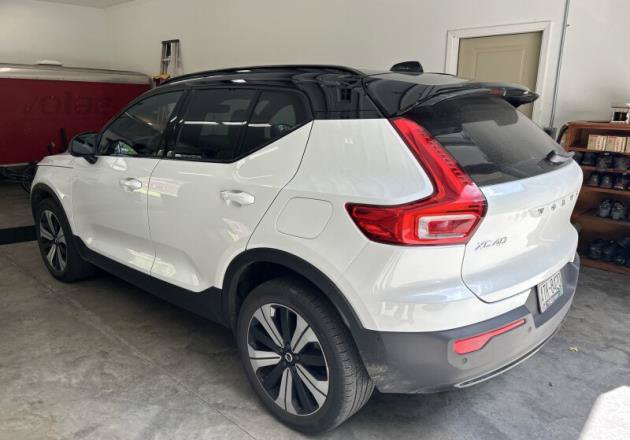 Used 2023 Volvo XC40 Recharge Plus w/ Protection Package Premier AWD/4WD image 4