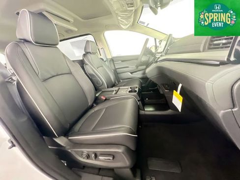 New 2026 Honda Odyssey Touring image 26