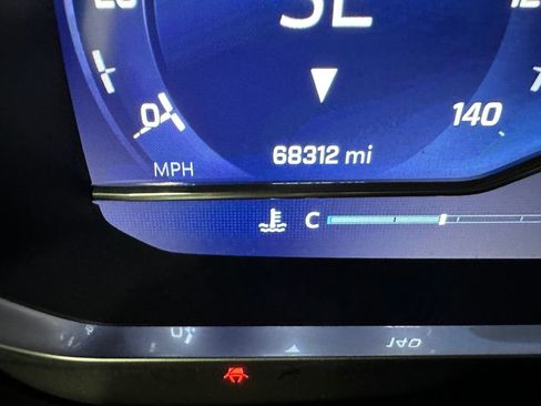 Used 2023 Chevrolet Tahoe LT image 16